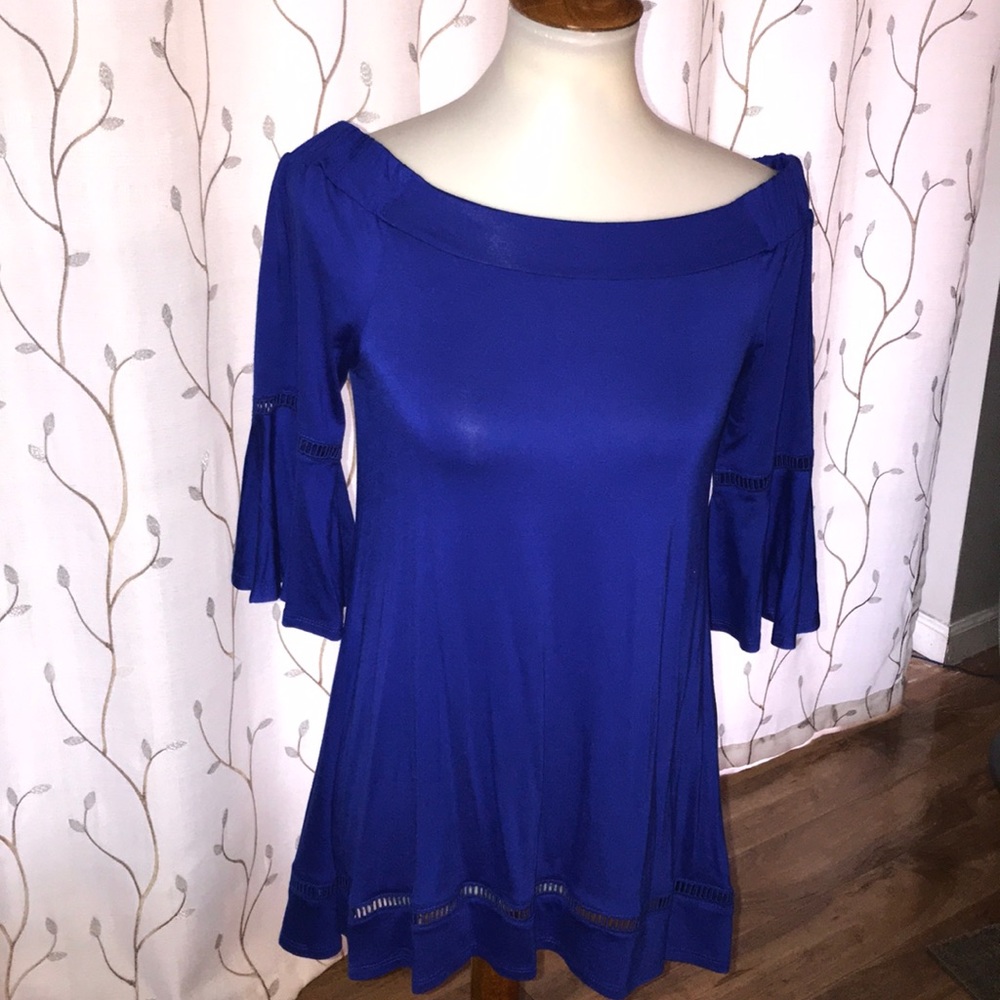 NWT Blue Blouse w/ flowy sleeves on/off shoulder๐ - Picture 3 of 8